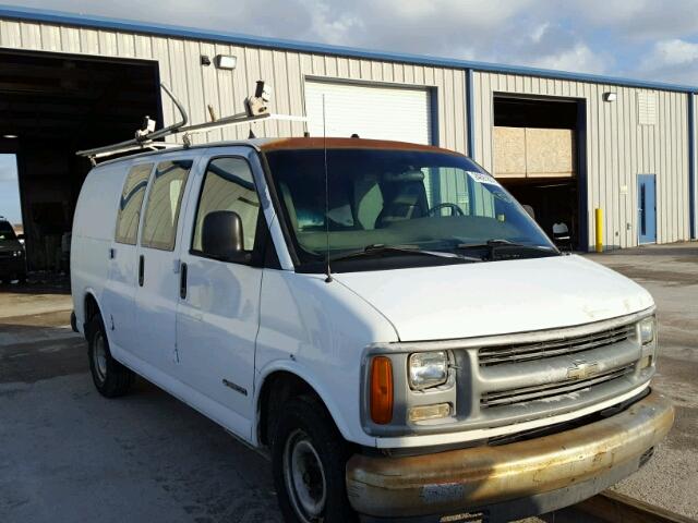 1GCFG25W2Y1196379 - 2000 CHEVROLET EXPRESS G2 WHITE photo 1