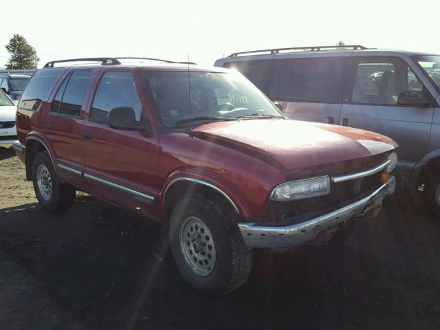 1GNDT13W2W2274738 - 1998 CHEVROLET BLAZER RED photo 1