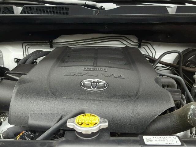 5TFDW5F1XFX448369 - 2015 TOYOTA TUNDRA CRE WHITE photo 7