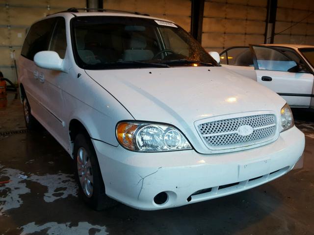 KNDUP131356618165 - 2005 KIA SEDONA EX WHITE photo 1