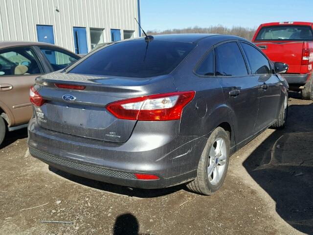 1FADP3F29EL122374 - 2014 FORD FOCUS SE GRAY photo 4