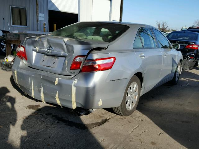 JTNBE46K273006686 - 2007 TOYOTA CAMRY NEW SILVER photo 4