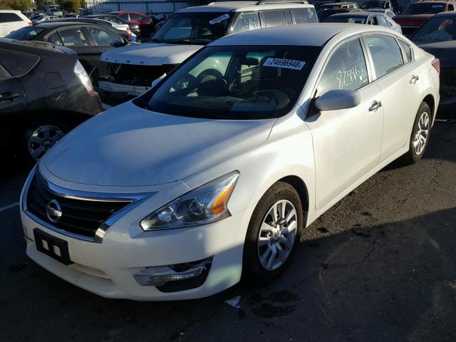 1N4AL3APXDC901136 - 2013 NISSAN ALTIMA 2.5 WHITE photo 2