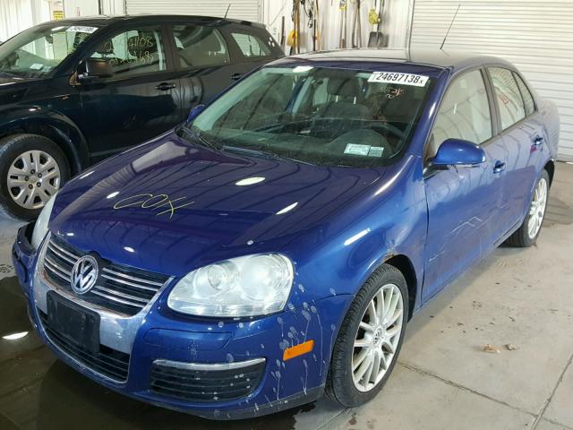 3VWJM71K68M181760 - 2008 VOLKSWAGEN JETTA S BLUE photo 2