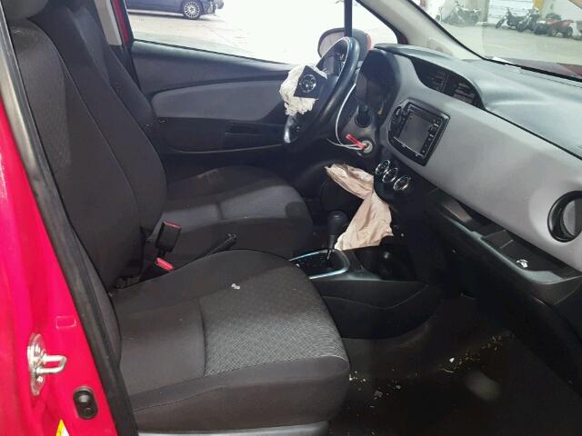 VNKKTUD32FA047424 - 2015 TOYOTA YARIS RED photo 5