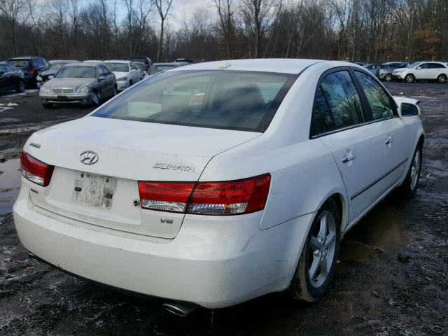 5NPEU46F88H325765 - 2008 HYUNDAI SONATA SE WHITE photo 4