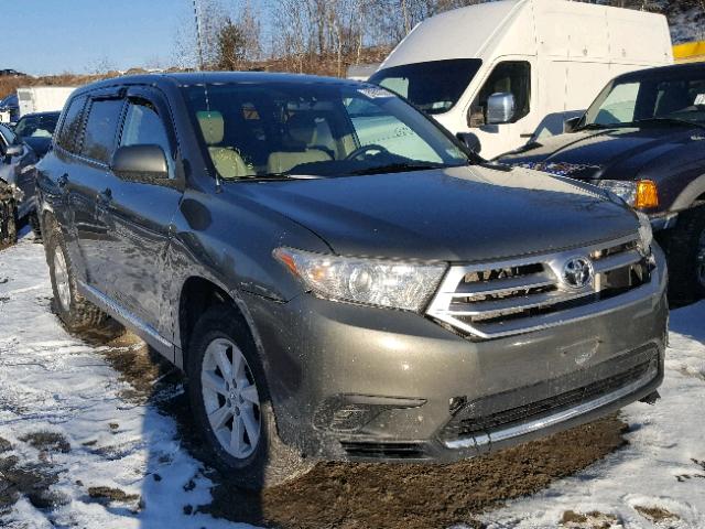 5TDBK3EH9BS063536 - 2011 TOYOTA HIGHLANDER GREEN photo 1