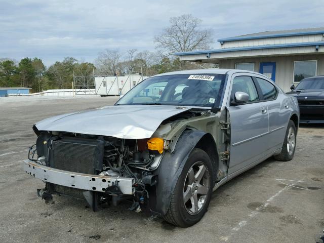 2B3CA3CV2AH290565 - 2010 DODGE CHARGER SX SILVER photo 2