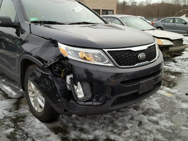 5XYKT3A61FG564764 - 2015 KIA SORENTO LX BLACK photo 9