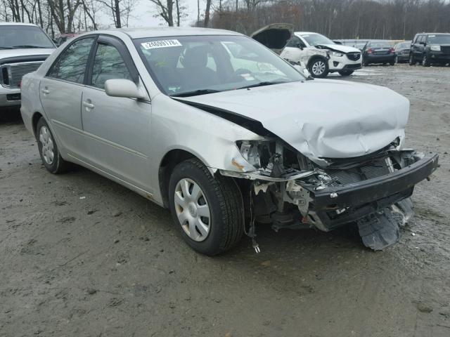 4T1BE32K82U509402 - 2002 TOYOTA CAMRY LE SILVER photo 1