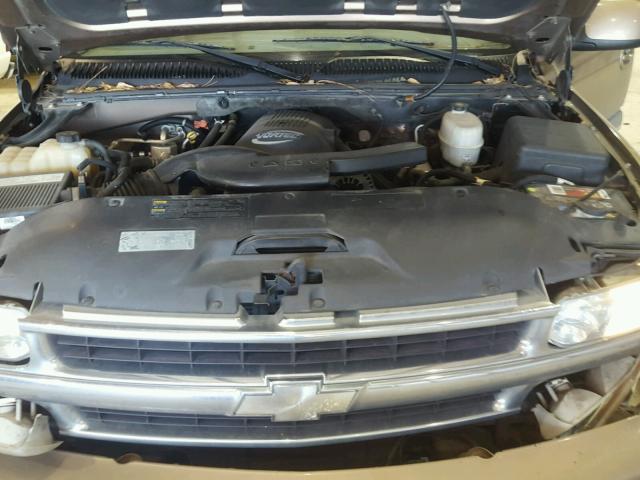 1GNEC16Z24R272616 - 2004 CHEVROLET SUBURBAN C BROWN photo 7