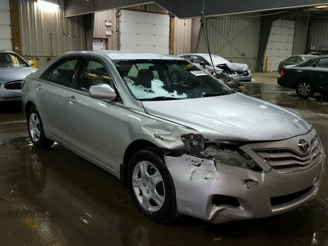 4T1BF3EK0BU171812 - 2011 TOYOTA CAMRY BASE SILVER photo 1