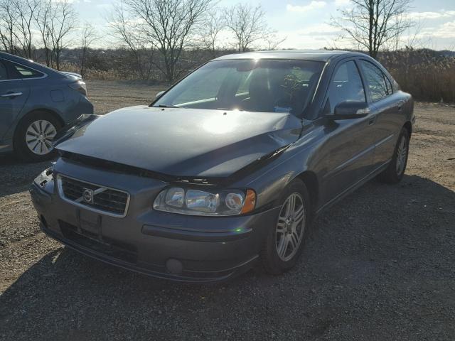 YV1RS592572632925 - 2007 VOLVO S60 2.5T GRAY photo 2