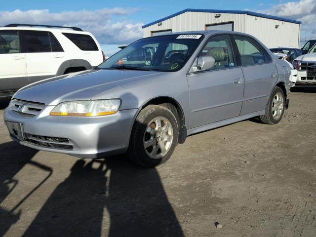 1HGCG56672A171991 - 2002 HONDA ACCORD EX SILVER photo 2