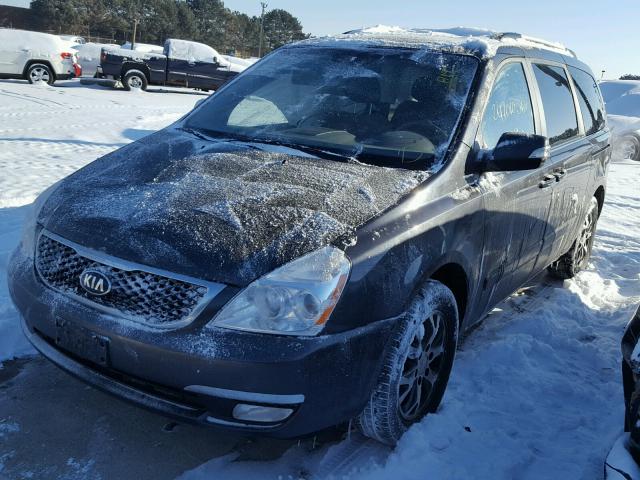 KNDMG4C70E6552633 - 2014 KIA SEDONA LX GRAY photo 2