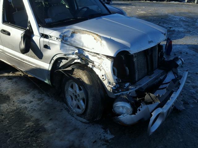 1J4GL58K72W103936 - 2002 JEEP LIBERTY LI SILVER photo 9