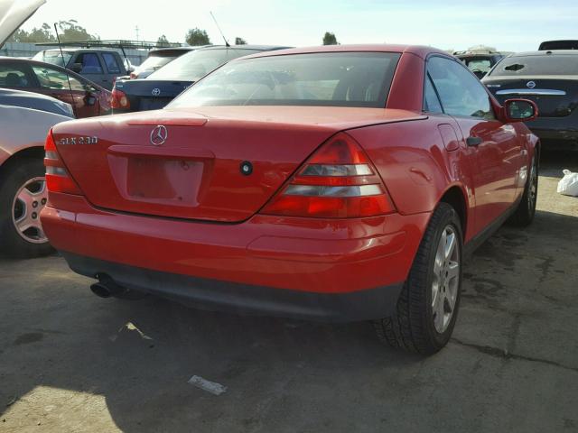 WDBKK47F5XF128048 - 1999 MERCEDES-BENZ SLK 230 KO RED photo 4