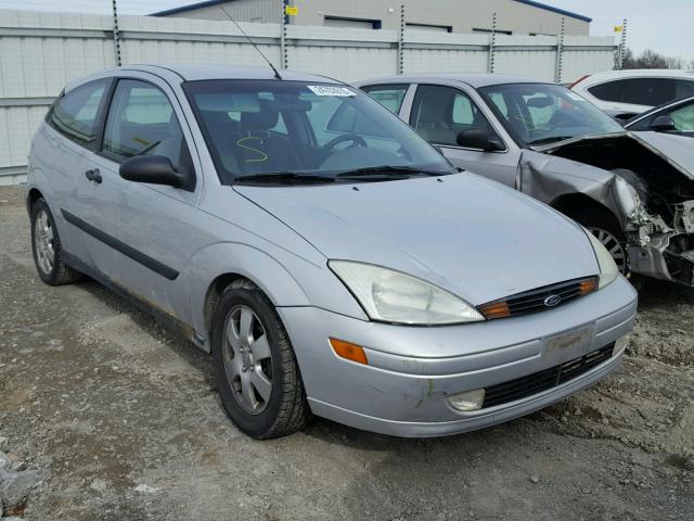 3FAFP31352R238953 - 2002 FORD FOCUS ZX3 SILVER photo 1