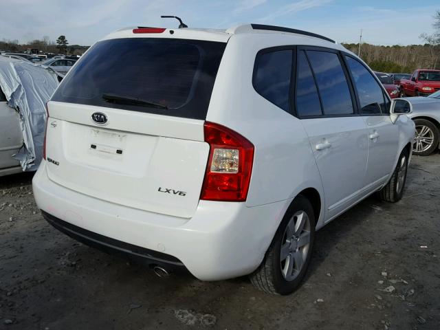 KNAFG526977101783 - 2007 KIA RONDO LX WHITE photo 4