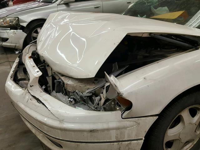 2G4WB55K921208585 - 2002 BUICK REGAL LS WHITE photo 9