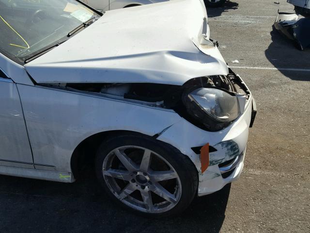 WDDGF4HB0DA767685 - 2013 MERCEDES-BENZ C 250 WHITE photo 9