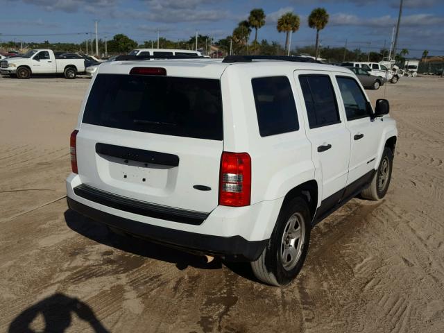 1C4NJPBAXFD428130 - 2015 JEEP PATRIOT SP WHITE photo 4