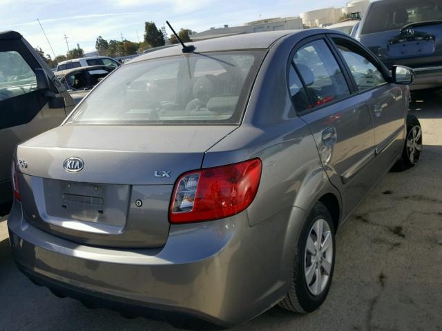 KNADH4A39B6937775 - 2011 KIA RIO BASE SILVER photo 4