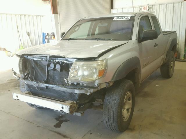 5TETX62N47Z381463 - 2007 TOYOTA TACOMA PRE SILVER photo 2