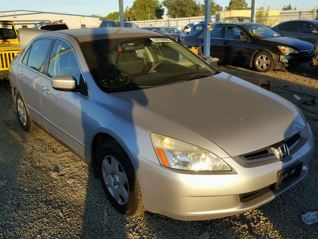 1HGCM56405A165719 - 2005 HONDA ACCORD LX SILVER photo 1