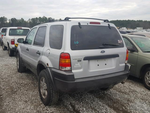 1FMYU93164KA40881 - 2004 FORD ESCAPE XLT SILVER photo 3