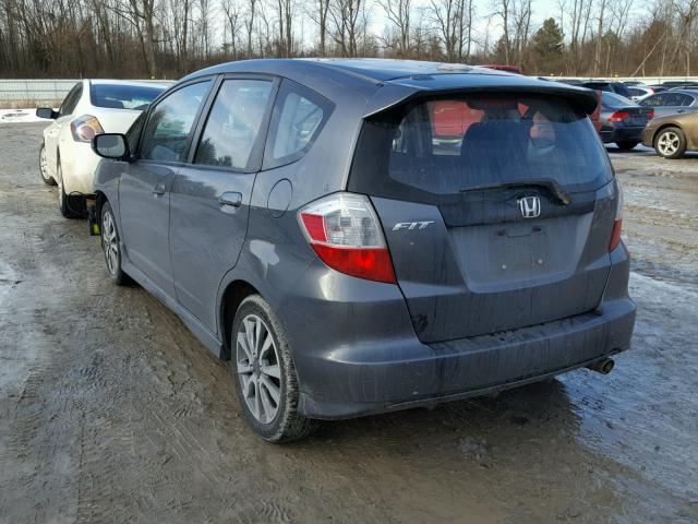 JHMGE8H5XDC046730 - 2013 HONDA FIT SPORT GRAY photo 3