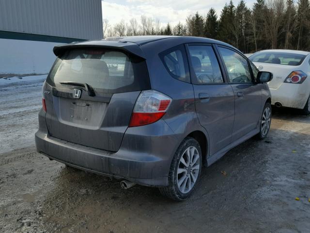 JHMGE8H5XDC046730 - 2013 HONDA FIT SPORT GRAY photo 4