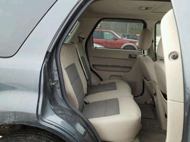 1FMCU03Z38KC40764 - 2008 FORD ESCAPE XLT GRAY photo 6