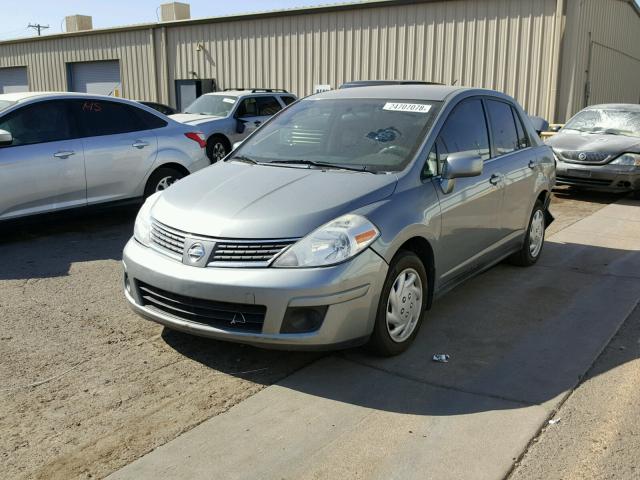 3N1BC11E17L449221 - 2007 NISSAN VERSA S SILVER photo 2