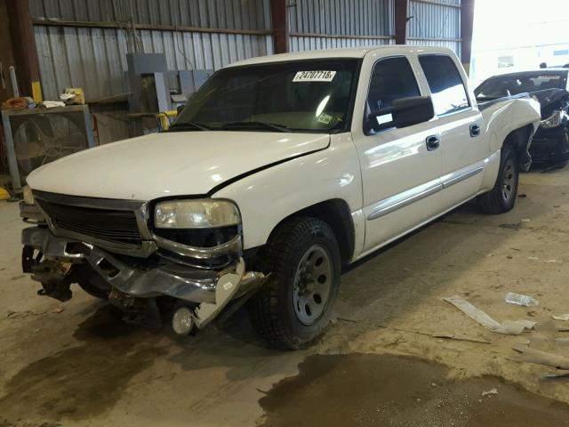 2GTEC13T961228181 - 2006 GMC NEW SIERRA WHITE photo 2