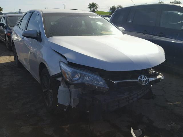 4T1BF1FK2FU076550 - 2015 TOYOTA CAMRY LE WHITE photo 1