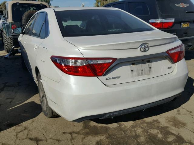 4T1BF1FK2FU076550 - 2015 TOYOTA CAMRY LE WHITE photo 3