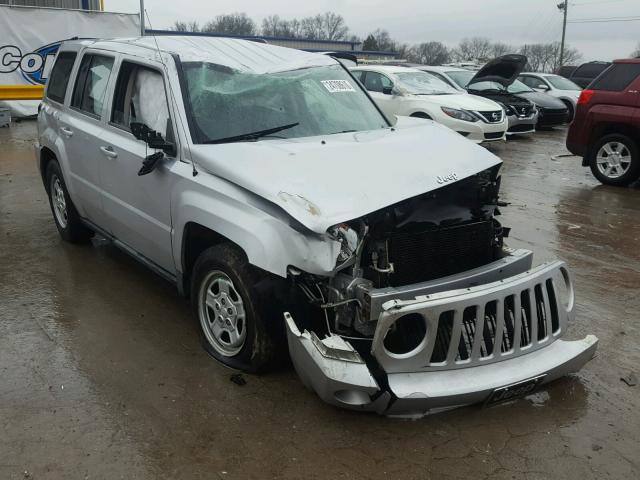 1J4NT2GB5AD591706 - 2010 JEEP PATRIOT SP SILVER photo 9