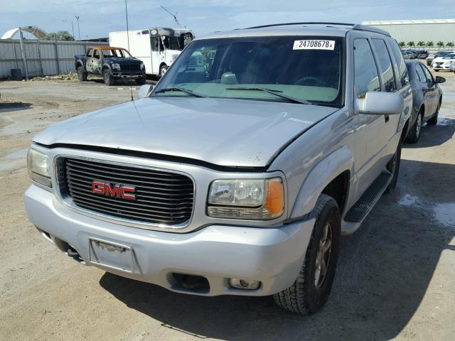 1GKEK63R0YR204080 - 2000 GMC DENALI SILVER photo 2