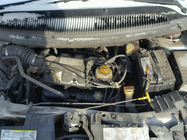 2C8GP54L62R788849 - 2002 CHRYSLER TOWN & COU SILVER photo 7