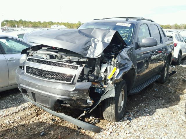 3GNTKFE33BG178472 - 2011 CHEVROLET AVALANCHE GRAY photo 2