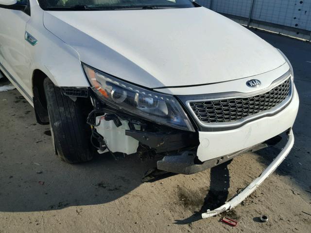 KNAGM4ADXE5073699 - 2014 KIA OPTIMA HYB WHITE photo 9