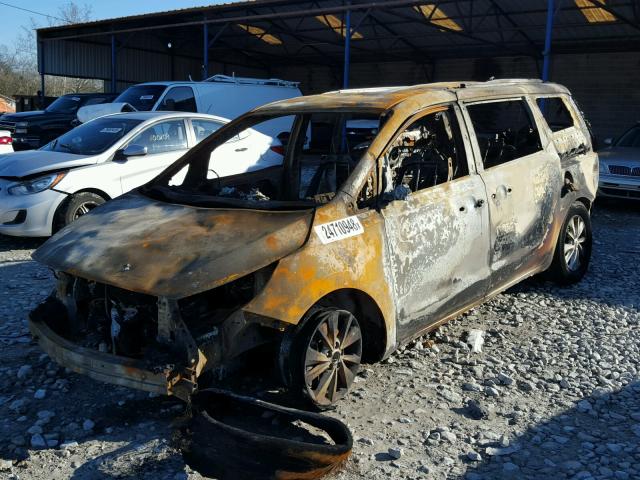 KNDMB5C11F6071713 - 2015 KIA SEDONA LX BURN photo 2