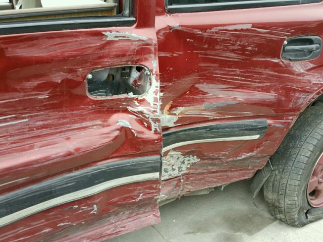 1GNEC13T61R150918 - 2001 CHEVROLET TAHOE C150 MAROON photo 10