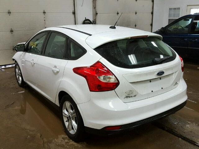 1FADP3K22EL429701 - 2014 FORD FOCUS SE WHITE photo 3