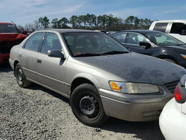 4T1BF22KXWU073620 - 1998 TOYOTA CAMRY CE GOLD photo 1