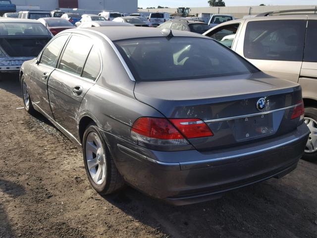 WBAHN83516DT39424 - 2006 BMW 750 LI GRAY photo 3