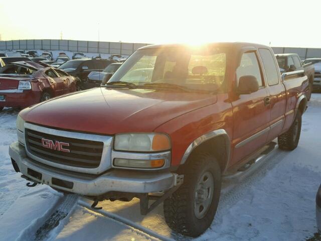 2GTEK19T831382970 - 2003 GMC NEW SIERRA RED photo 2