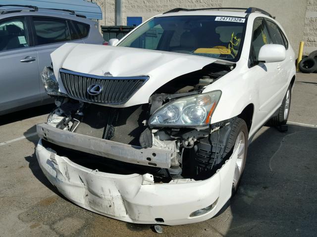 JTJGA31U850058523 - 2005 LEXUS RX 330 WHITE photo 2