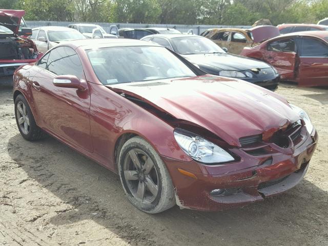 WDBWK54FX7F146069 - 2007 MERCEDES-BENZ SLK 280 RED photo 1